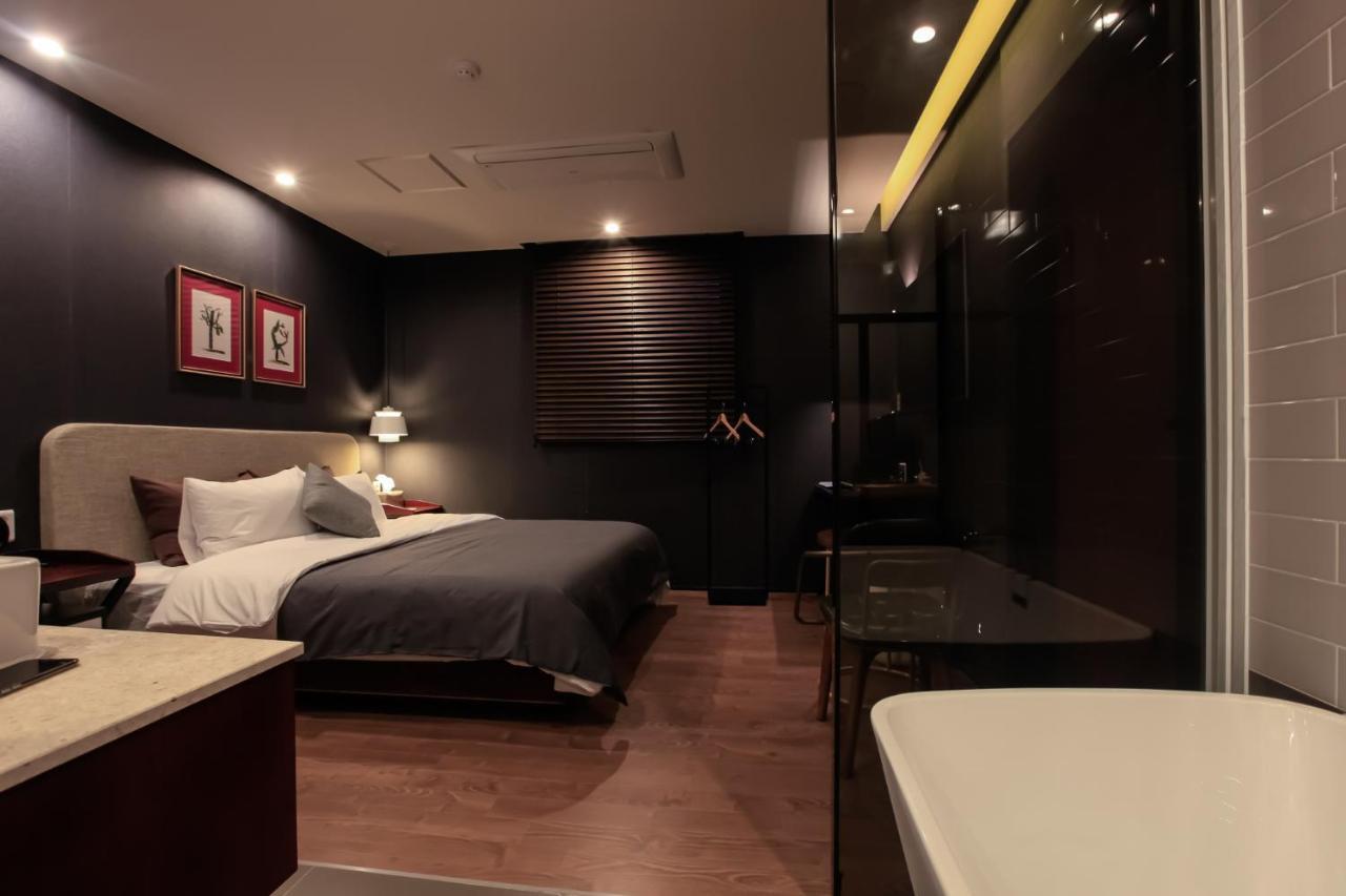Brown-Dot Hotel Yangjeong Пусан Экстерьер фото
